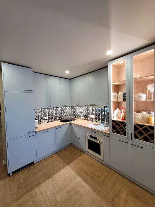 Продам 2 кімн. квартиру на вул. Єлизаветинська, 1А, ЖК Левада-1