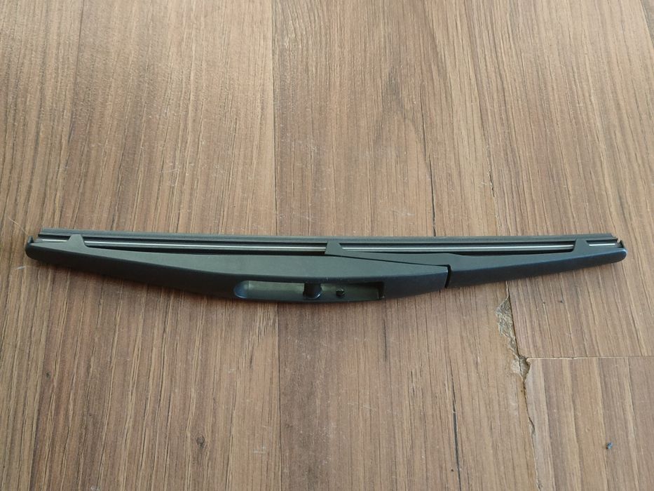 Щітка склоочисника DENSO DRA-025