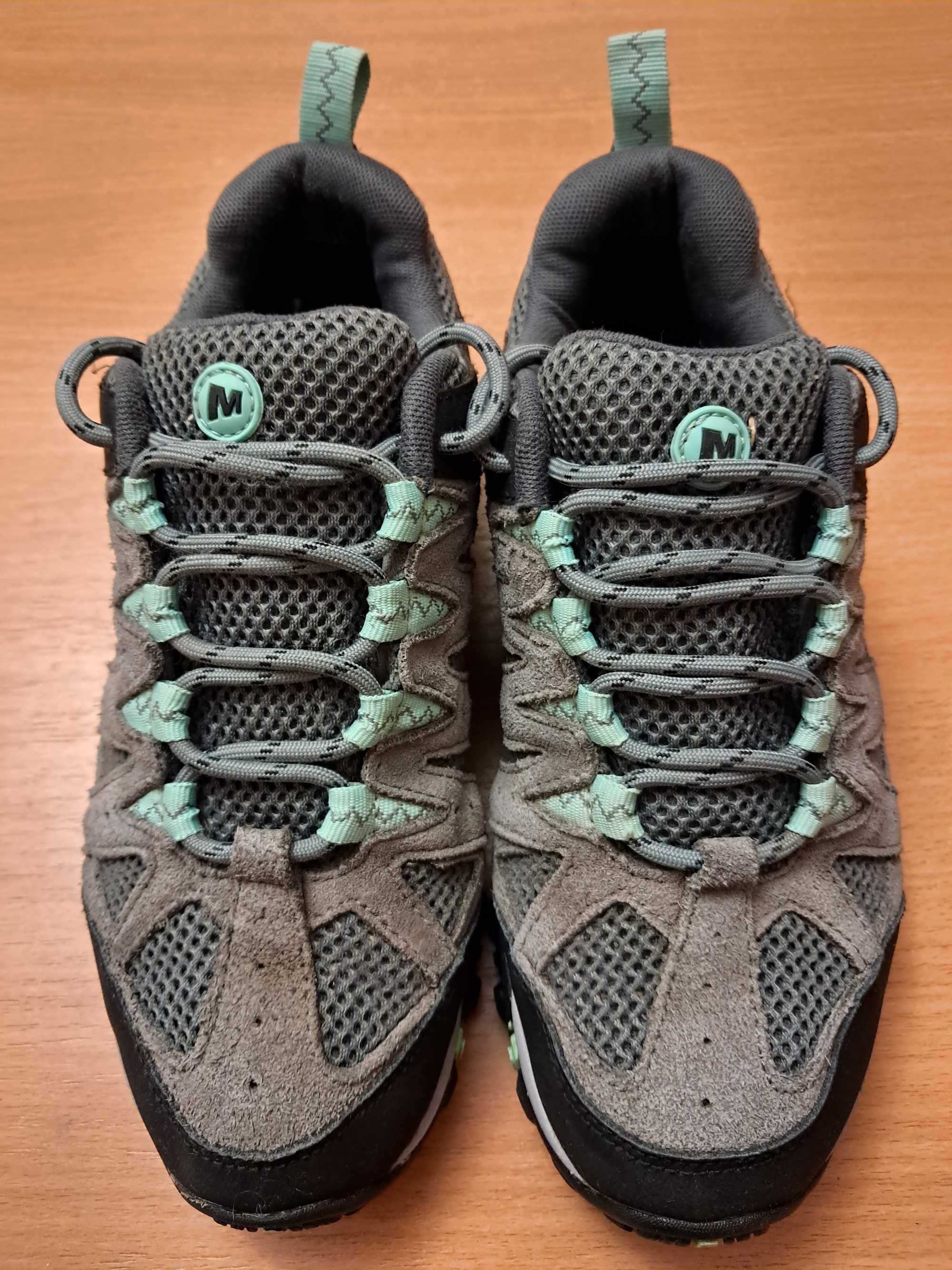 Оригинальные  ДЕТСКИЕ Кроссовки Merrell    размер 37