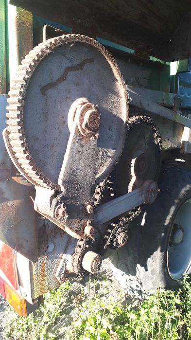 Przyczepa objętościowa 2 osiowa