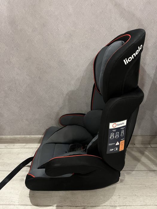 Дитяче автокрісло.Детское автокресло Есть наклон для сна. Німеччина