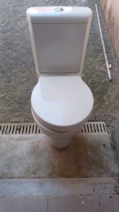 Vendo Equipamento Sanitário (Vários)  - Sanita, Bidé, Lavatório