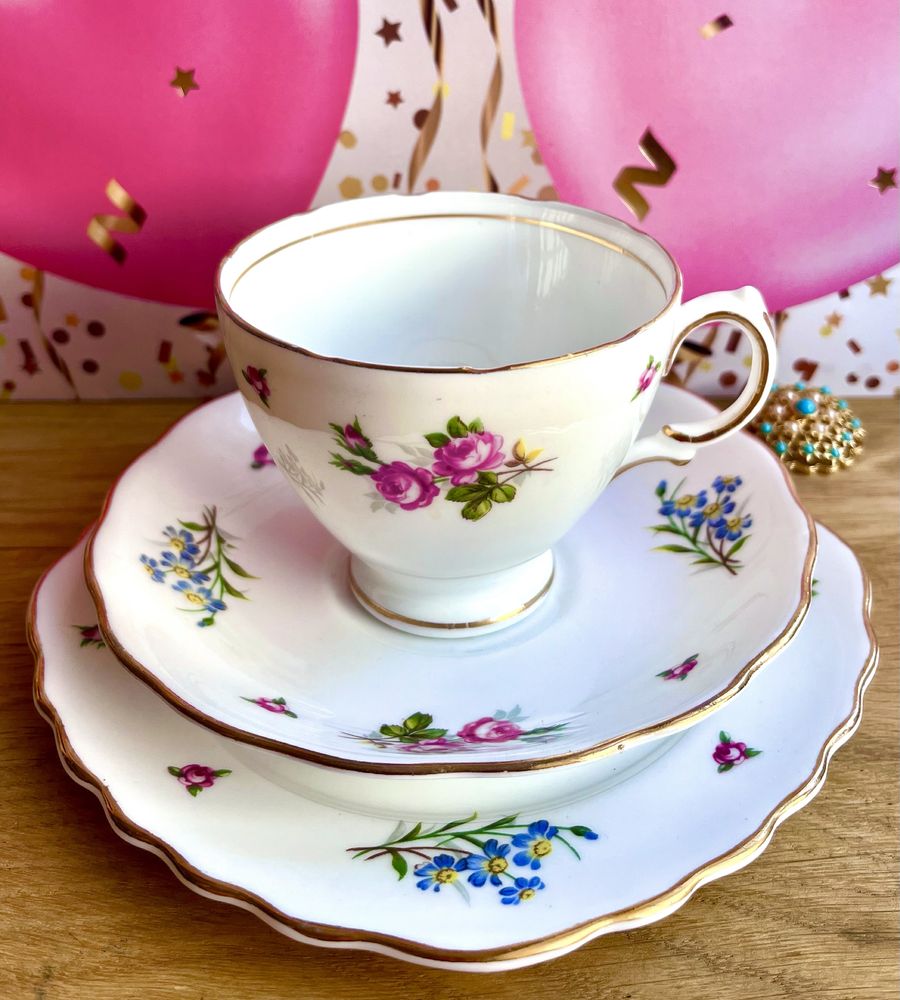 *Stara Cudna COLCLOUGH Filiżanka Anglia Porcelana Vintage Róże Prezent