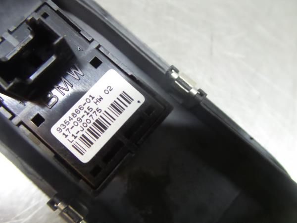 Comando / botão / interruptor vidros frente direito MINI Mini (F55)