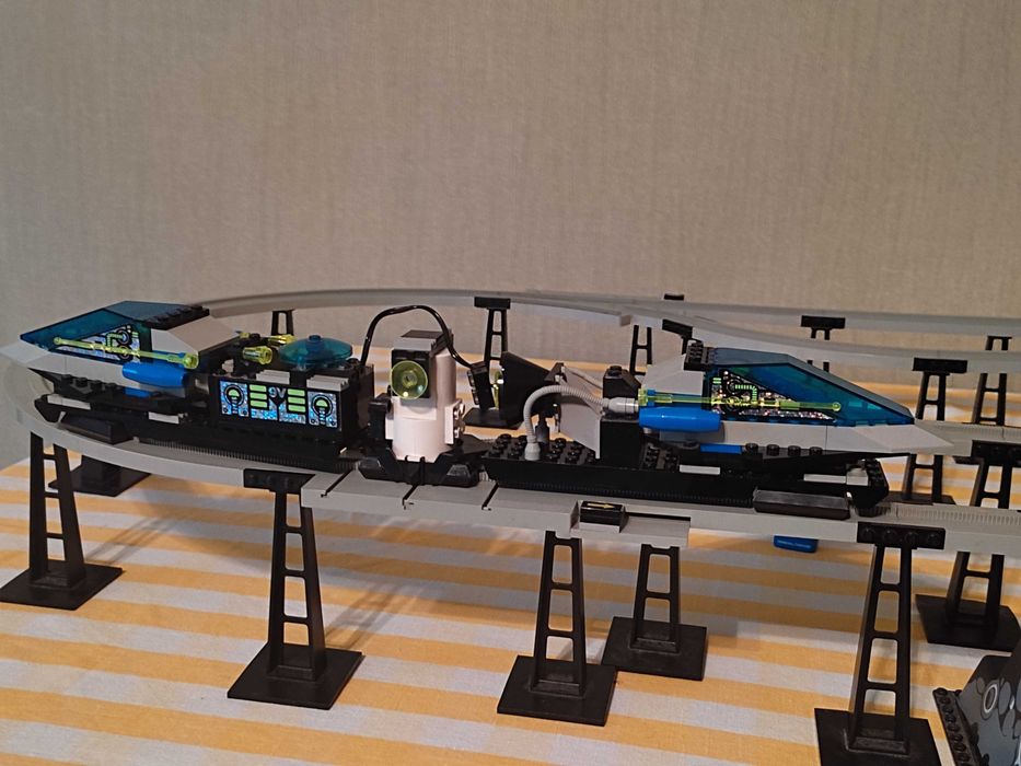LEGO Monorail Transport Base 6991