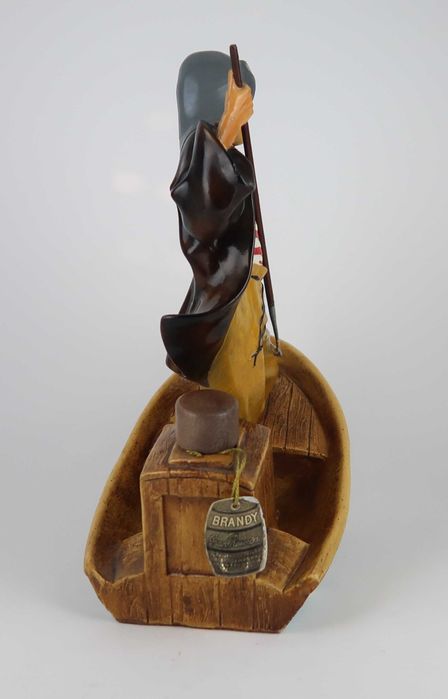 Escultura em faiança Pescador no barco