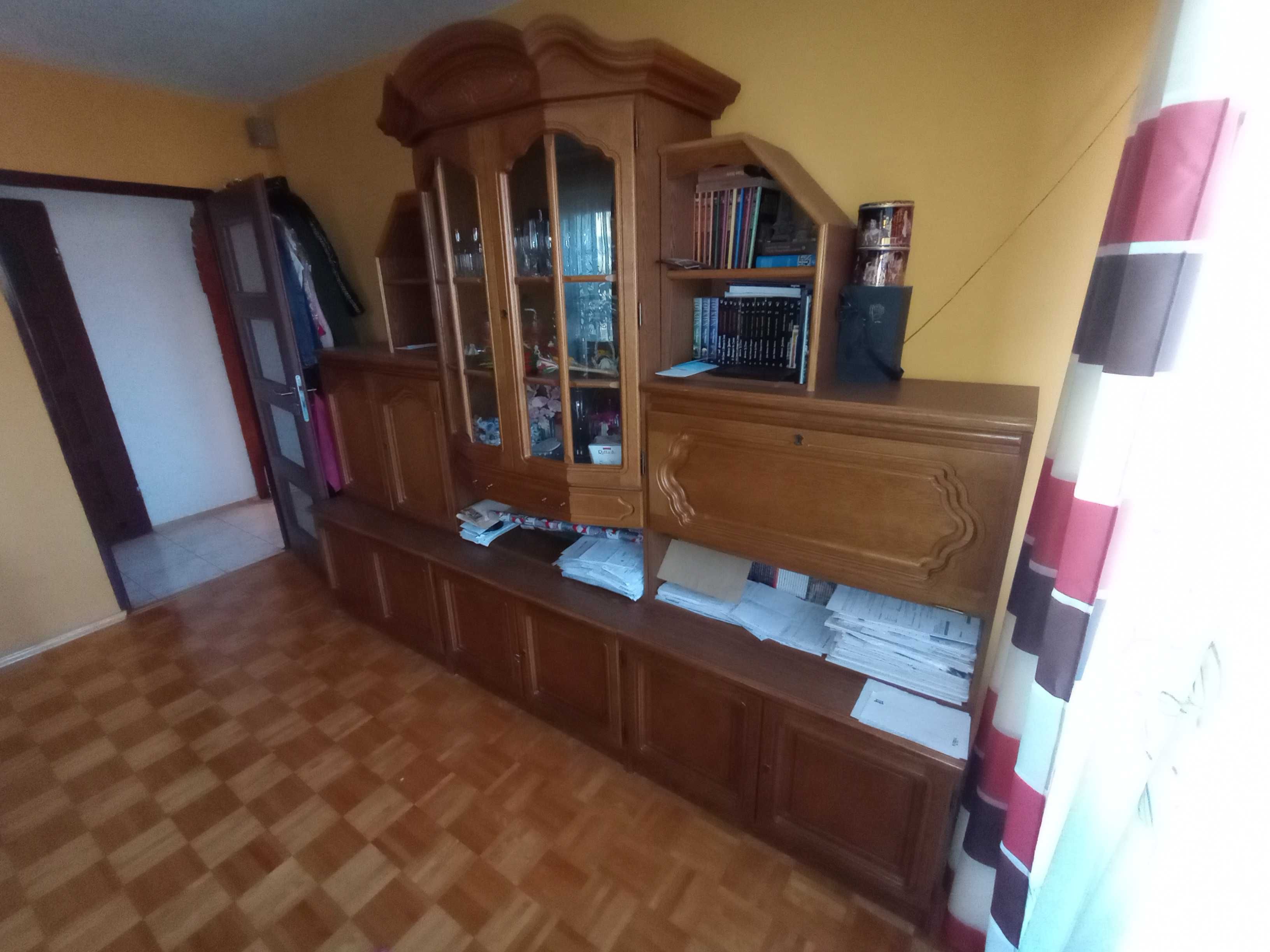 Meble , fronty dębowe , zadbane stan bdb . Chełm .