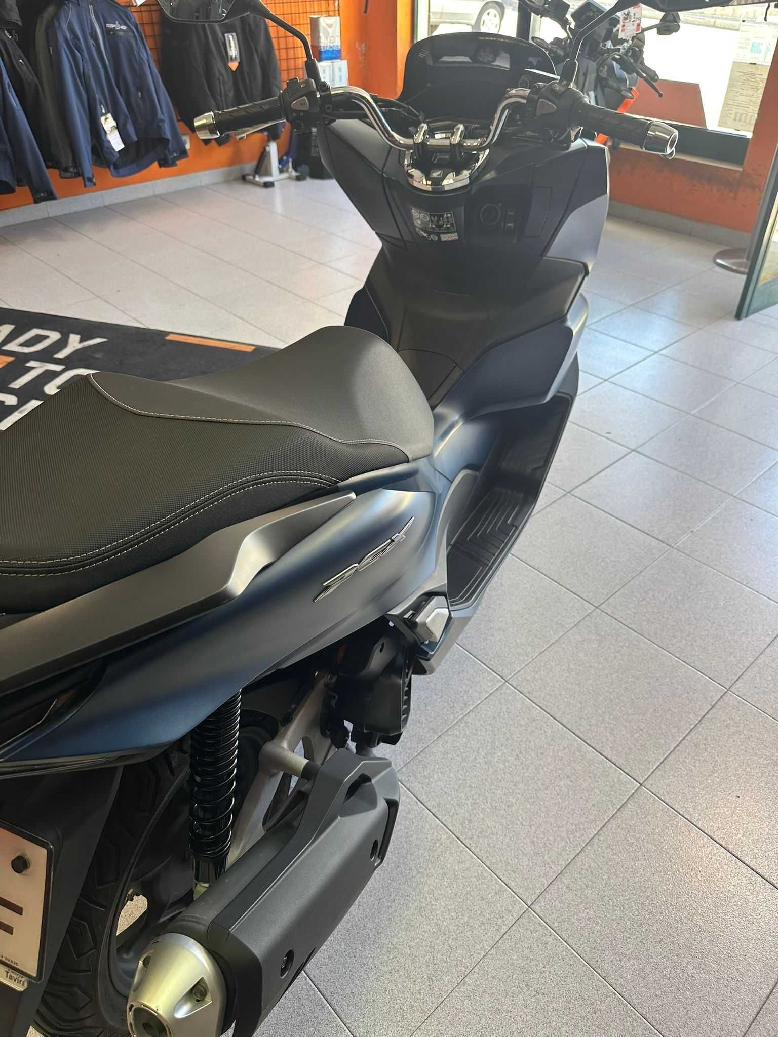 HONDA PCX    125
