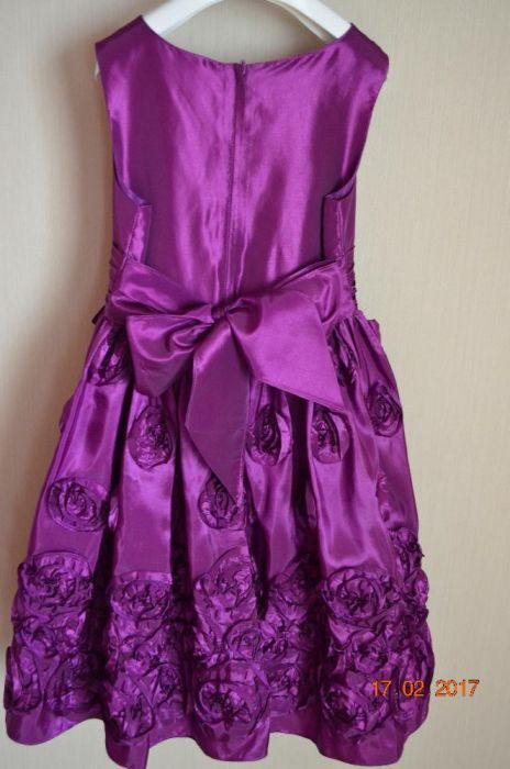 Нарядное платье на выпускной, на утренник, на День Рождения +подарок