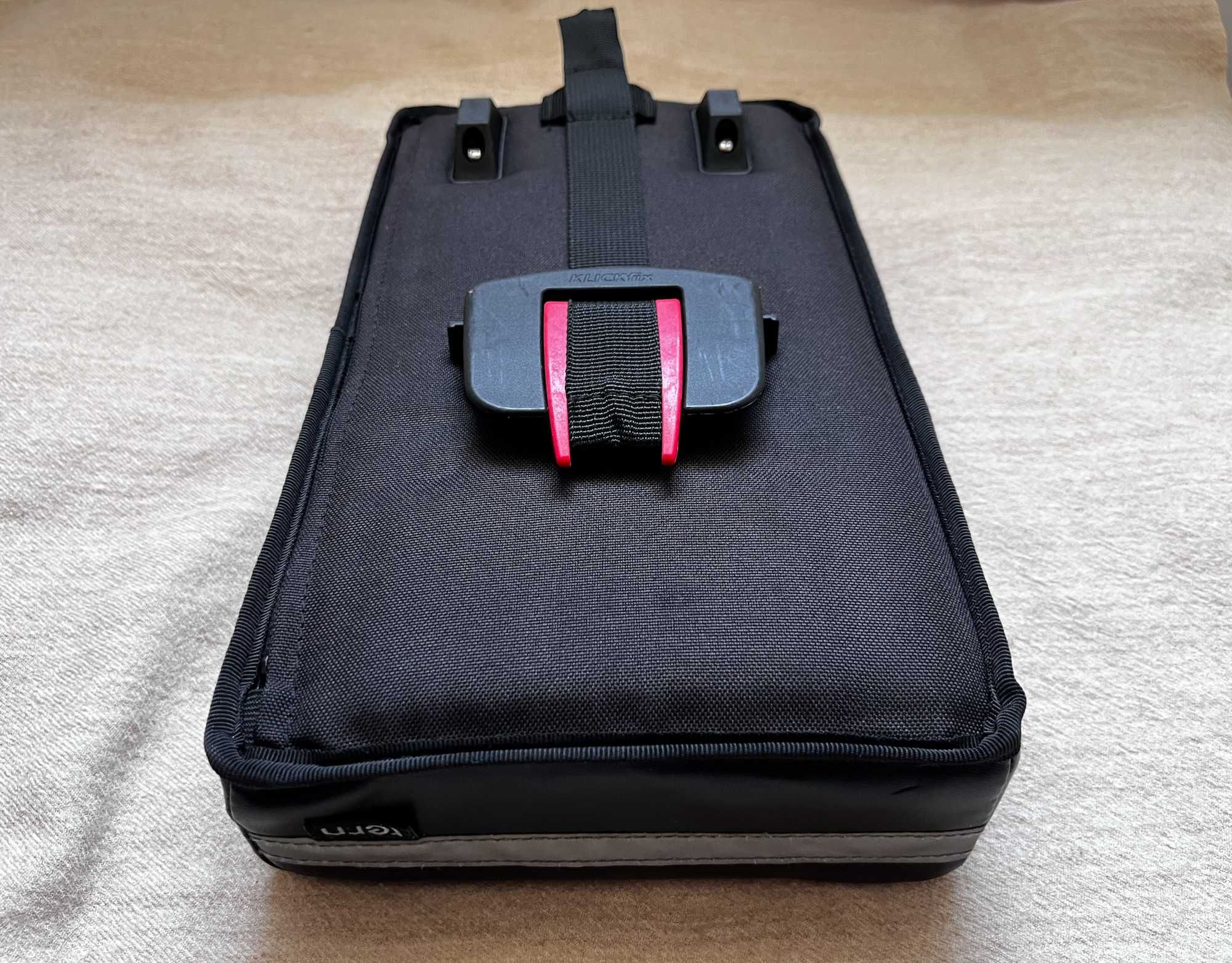 Almofada Tern Sidekick Seat Pad – Para bicicleta GSD, Bom Estado