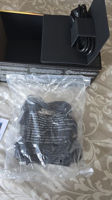 Fonte de Alimentação ATX Seasonic Focus GX-750W