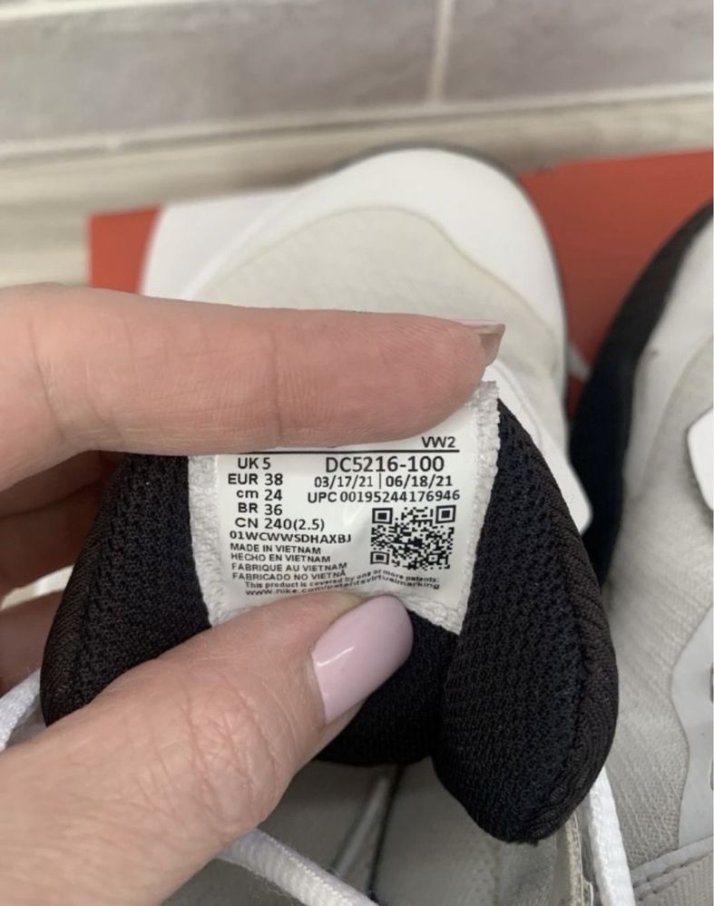 Кросівки Nike 38 24 см