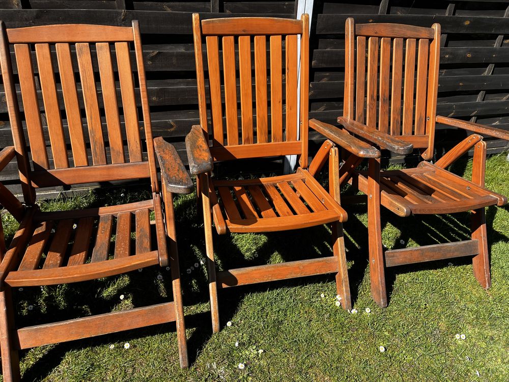 Krzesła ogrodowe z drewna