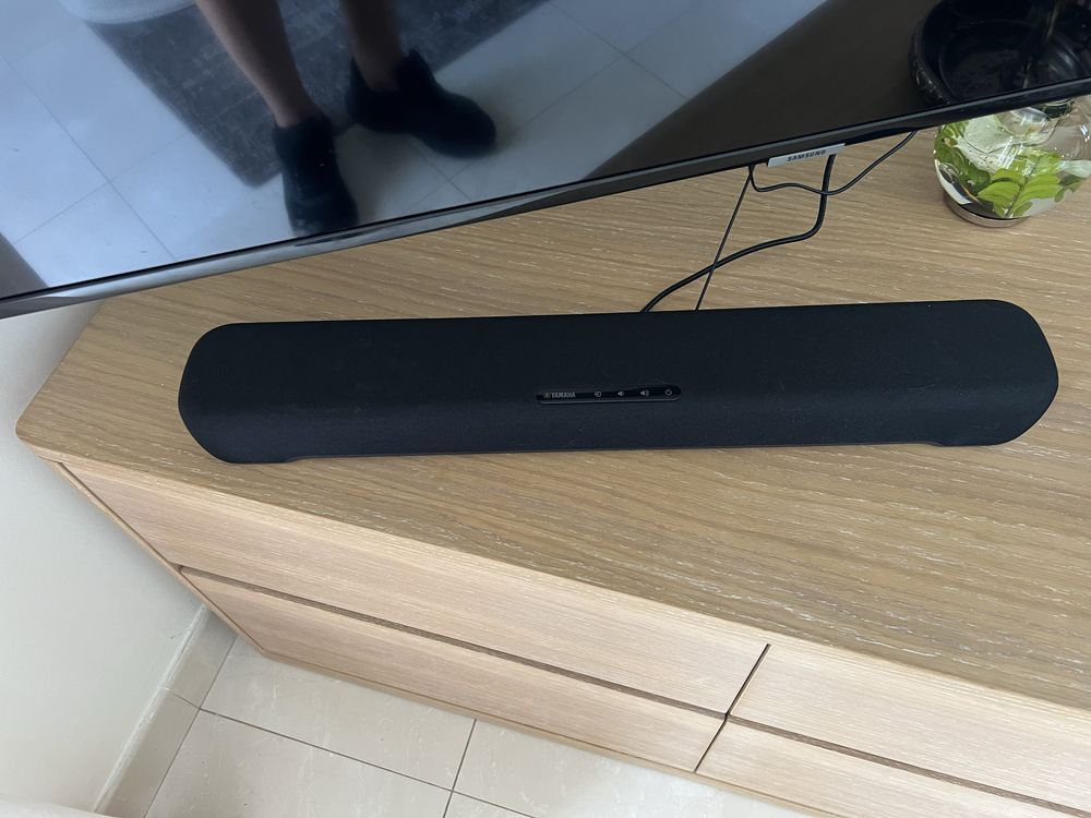 Soundbar Yamaha Sr-c20r como novo