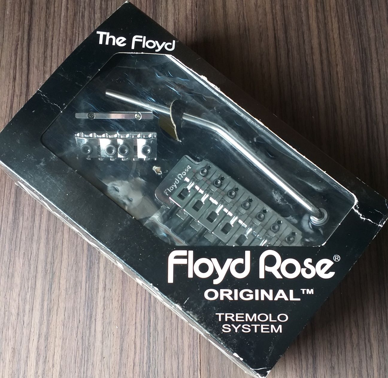 Floyd Rose
Original 7-String Tremolo System made in Germany