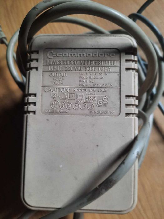 Komputer Comodore C 64 C ZESTAW