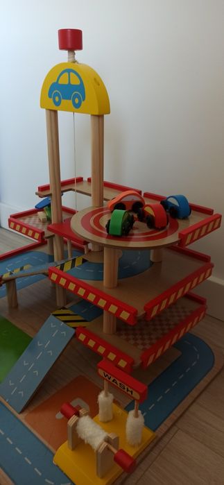 Garaż parking drewniany dla dzieci