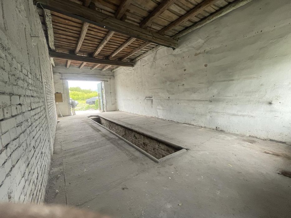 Гаражне приміщення