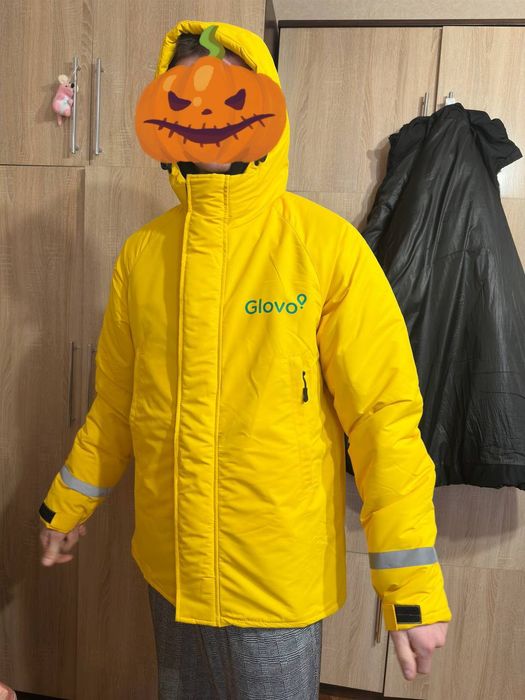 Зимова куртка чоловіча