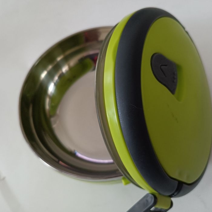 Lunch box ze stali nierdzewnej zielony 700 ml