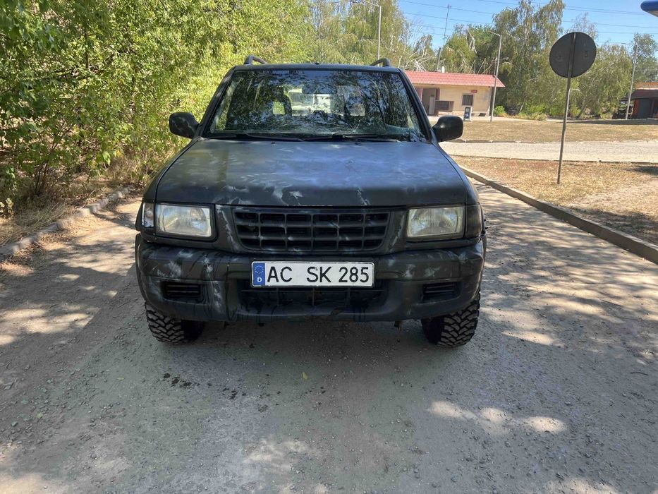 Продаю Опель фронтера