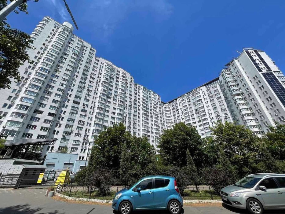 WOW СУПЕРЦІНА !!! Видова 4к 125 м2 на пр-т Бажана Миколи ! Лаундж-зона