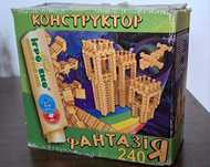 Конструктор ,,Фантазия" 240 деталей деревянный.  Ігротеко.