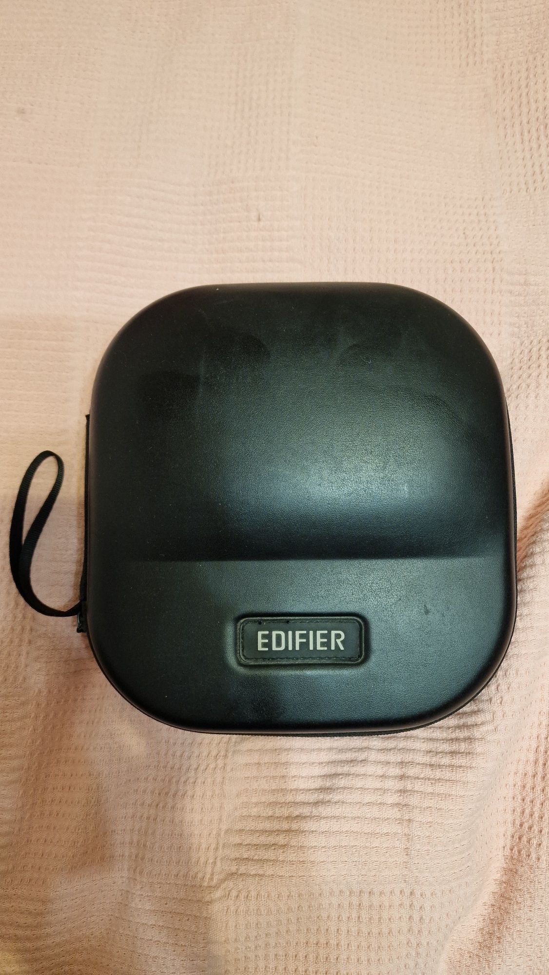 Навушники edifier