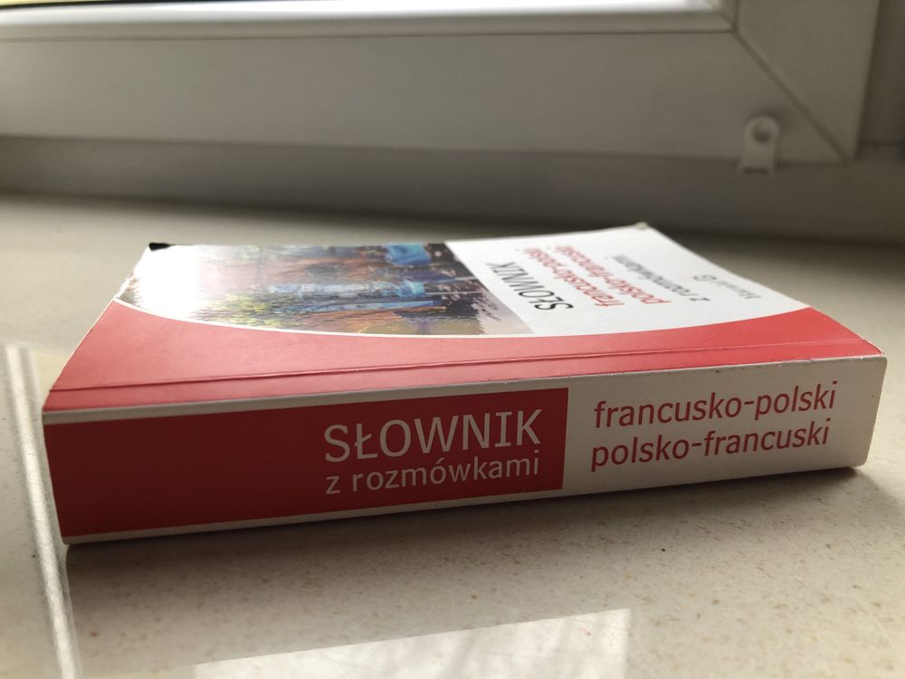 Słownik z rozmówkami francusko-polski polsko-francuski