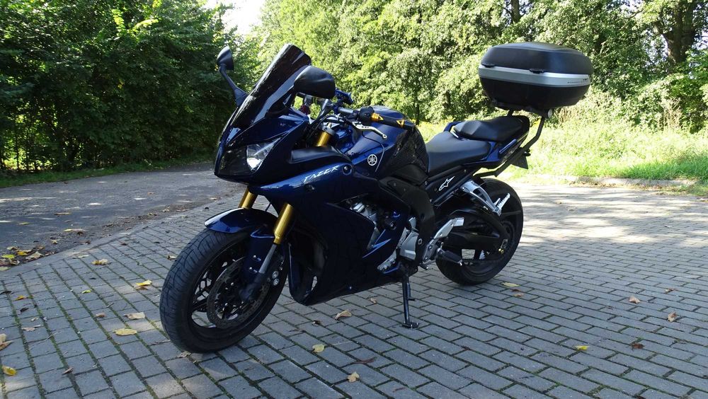 Yamaha Fz1 Fazer 1000 GT Kufer Akrapovic sportowy-turystyk