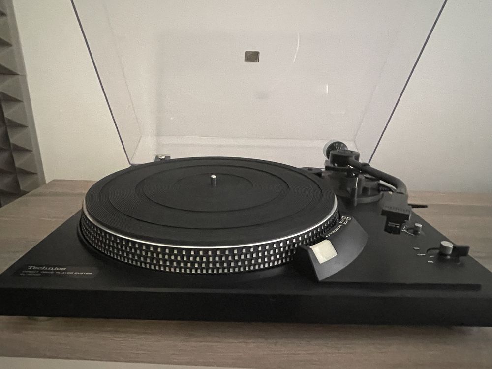 Вініловий Програвач Technics SL-2000 класика, ідеальний , мануальний
