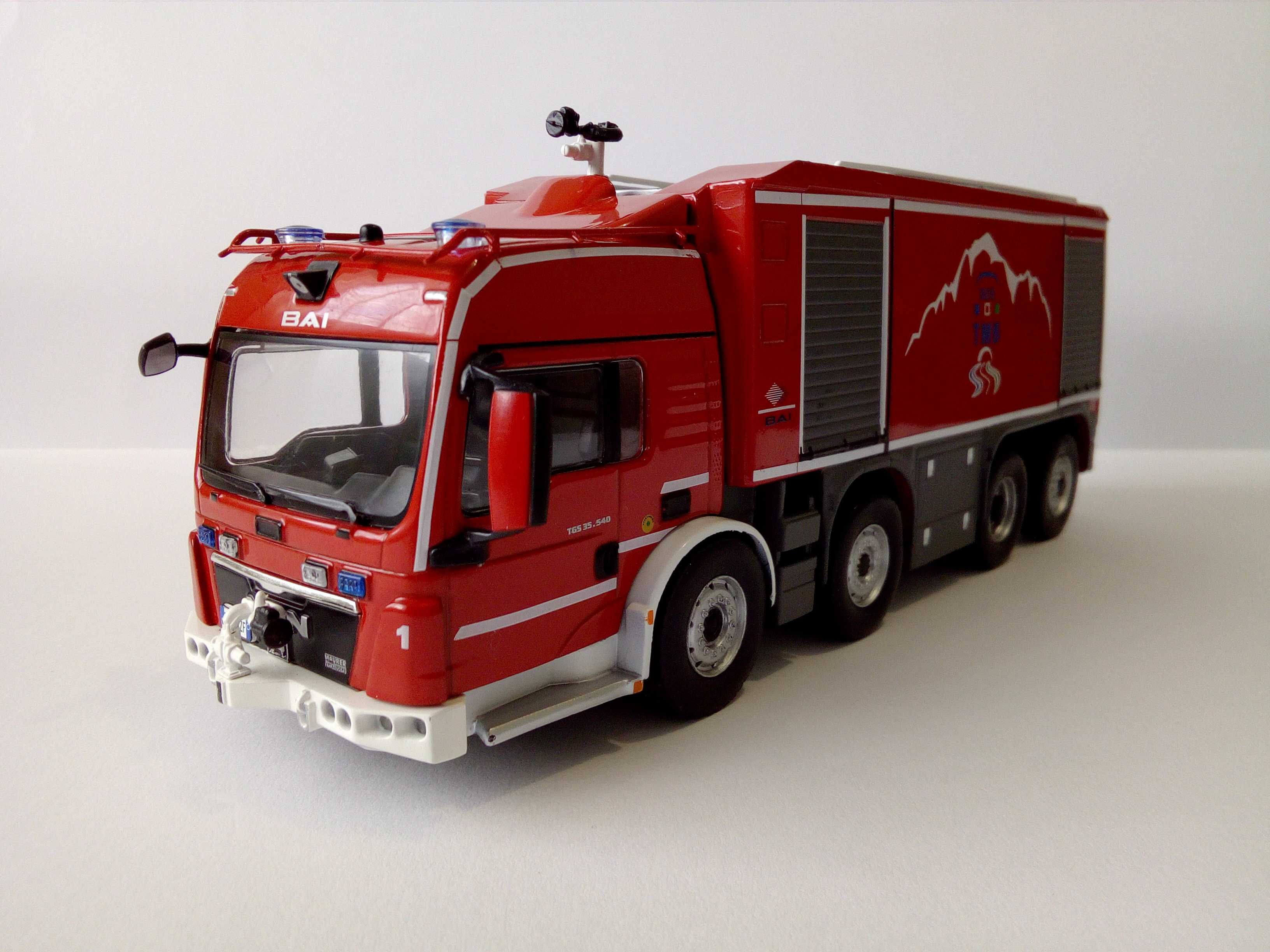 Camiões dos bombeiros em miniatura
