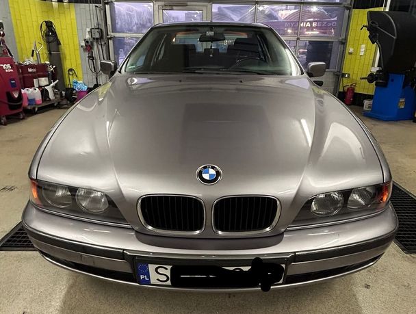 BMW E39 2..0 B stan kolekcjonerski