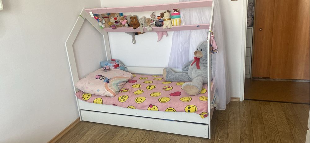 Lozko domek rozowy-biel