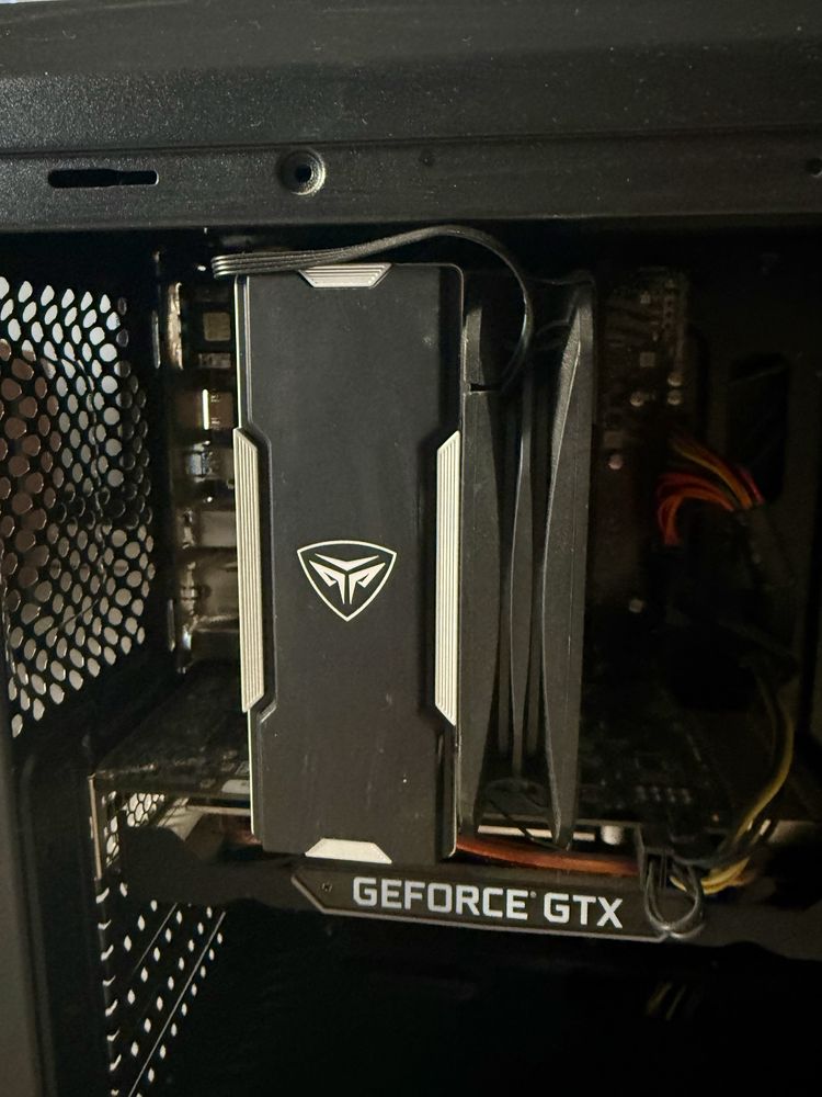 Компʼютер CPU i5, GPU 1660