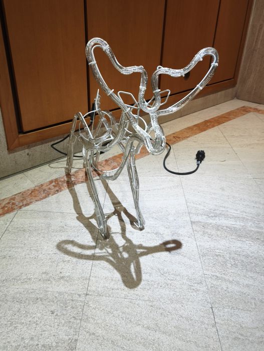 Decoração de Natal - Rena eléctrica para interior ou exterior