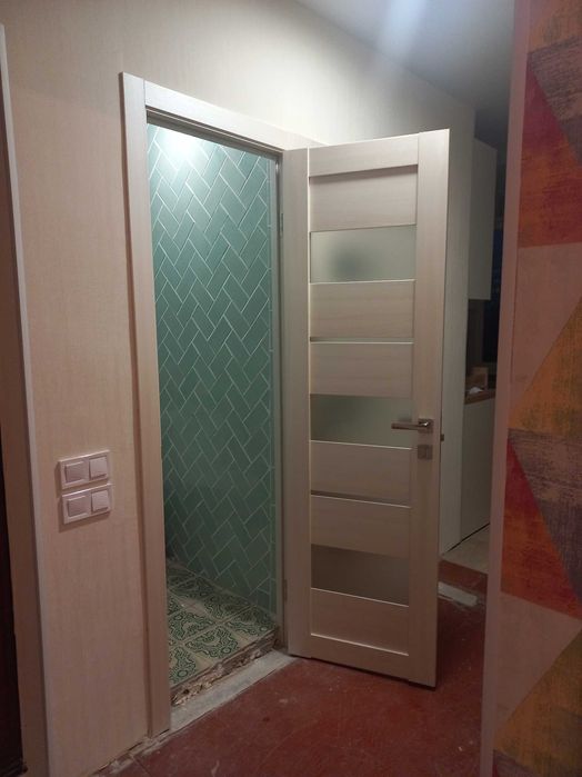 Установка дверей. качество и гарантия, ремонт квартир и домов.