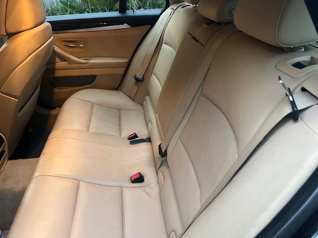 BMW 520 impecável