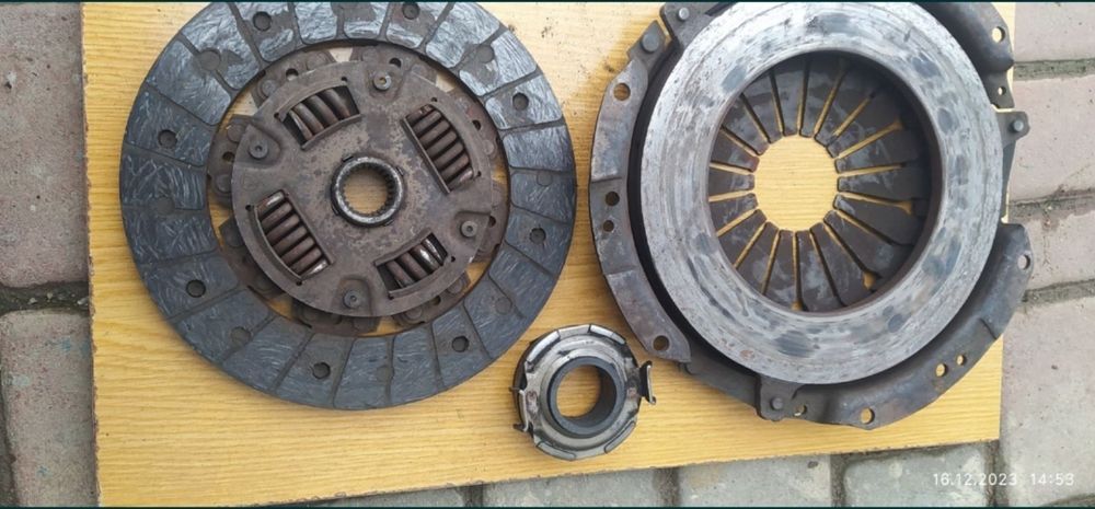 Запчастини. Субаро.