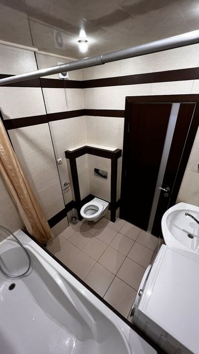 Здається двох кім квартиру в будинку