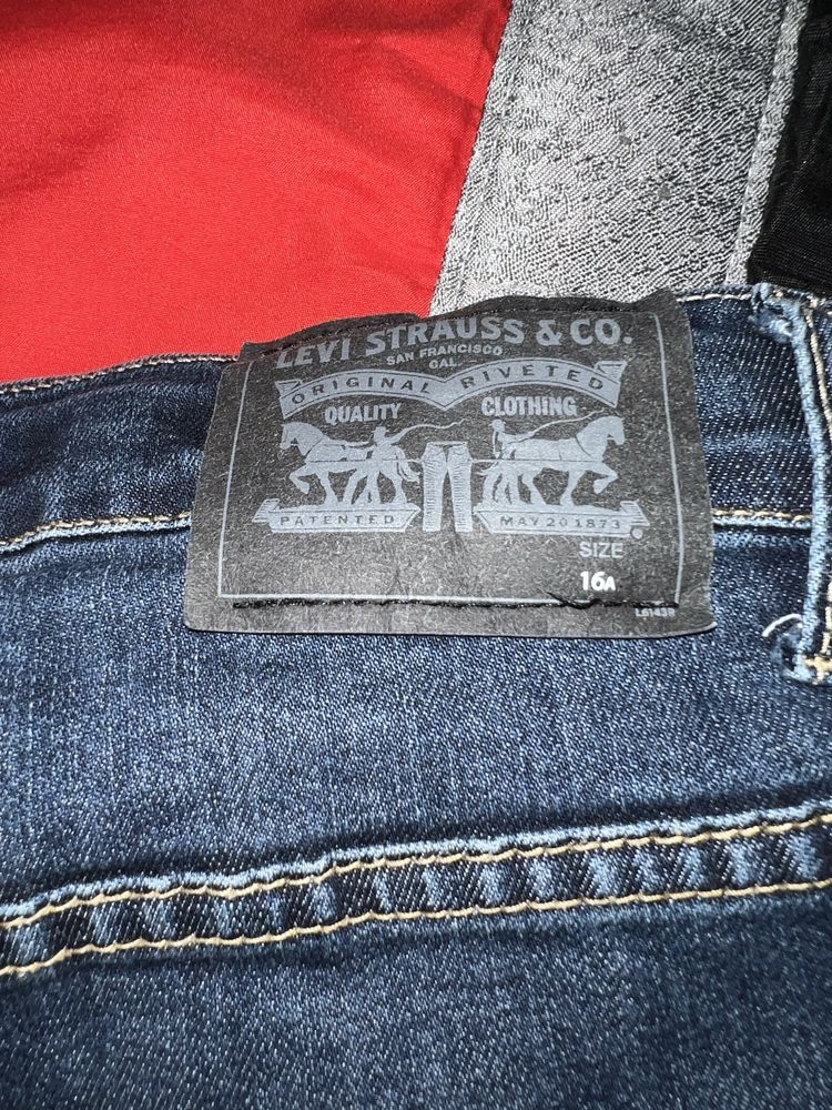 Calças Levis 511 S