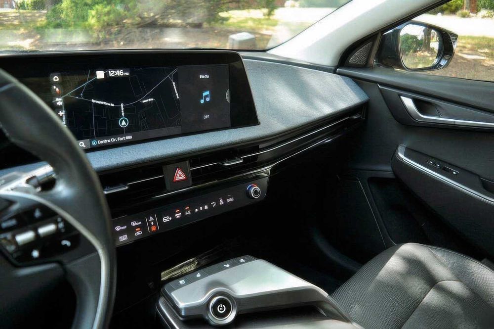 Kia EV6 Wind      2022