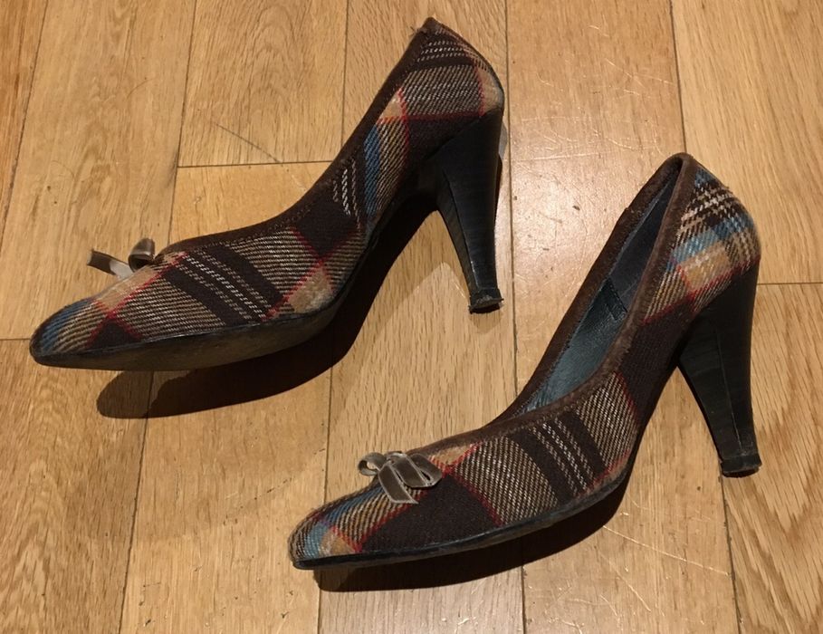 Sapatos Exe tamanho 39
