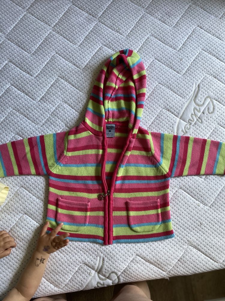 Sweterek kolorowy, rozm.  80/86