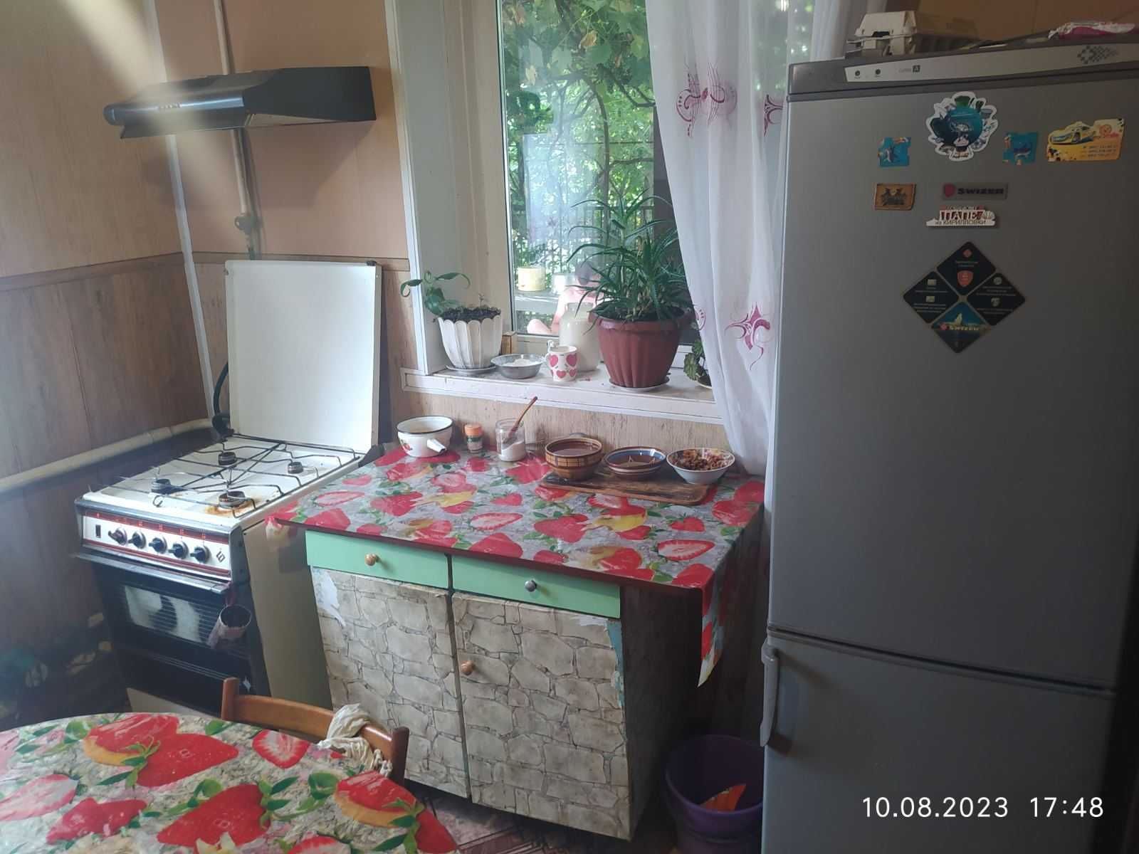 Койко місце в будинку без ком. послуг в р-н Зеленої