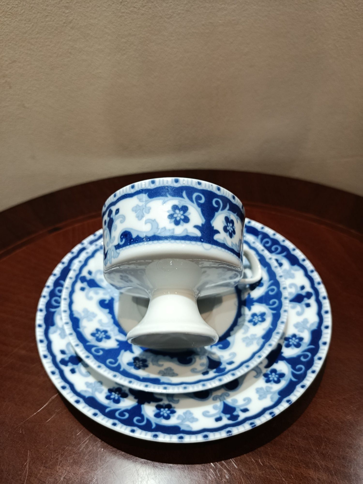 Śliczne stare trio porcelana Lichte