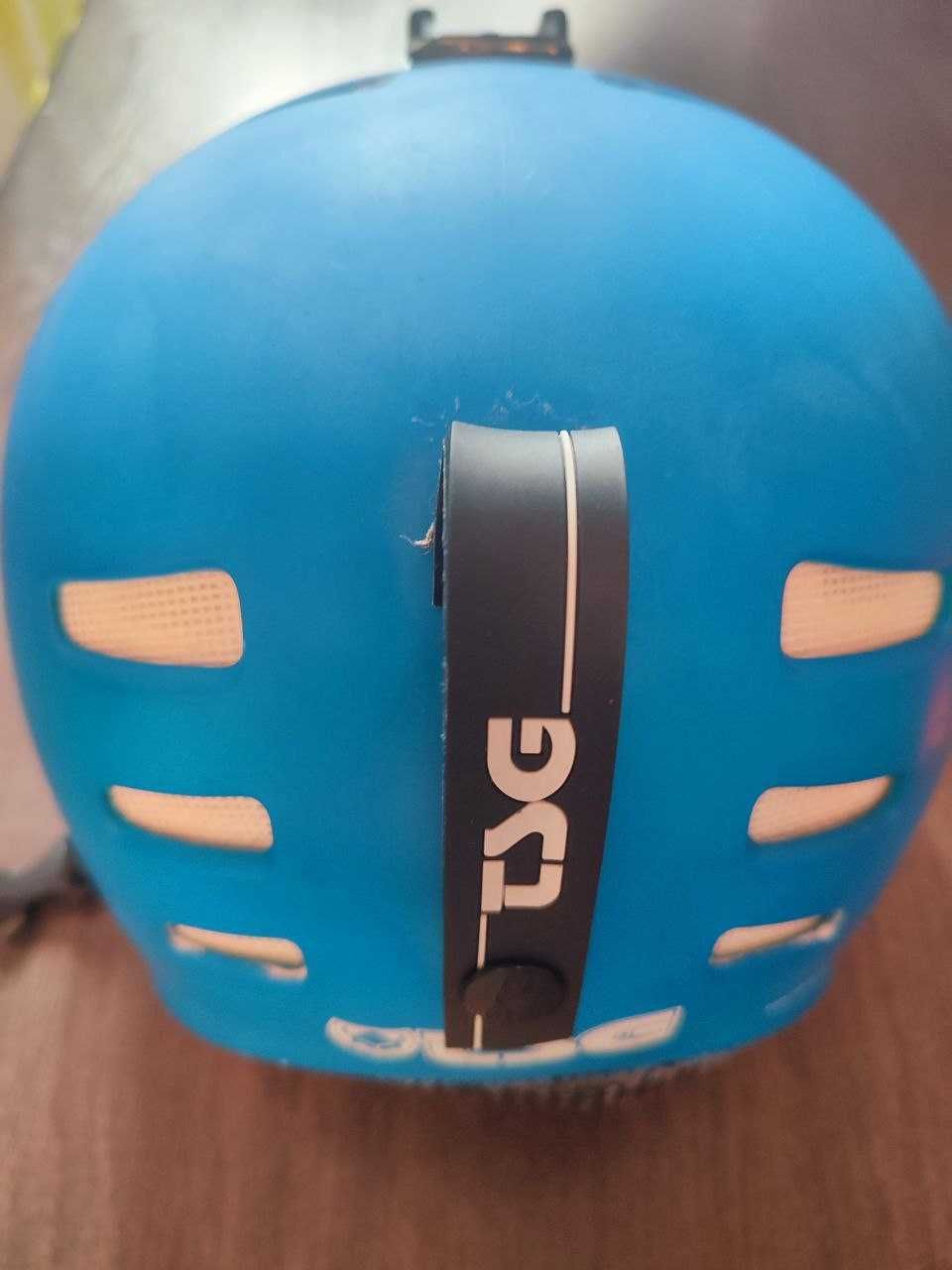 Топовый шлем TSG