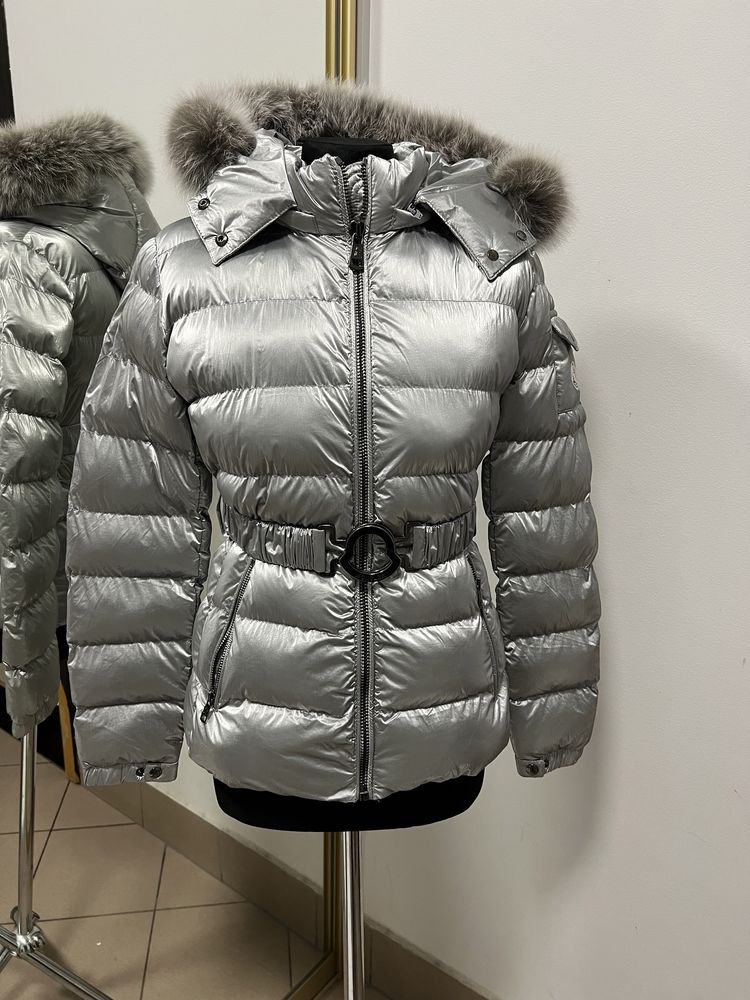 Kurtka puchowa Moncler