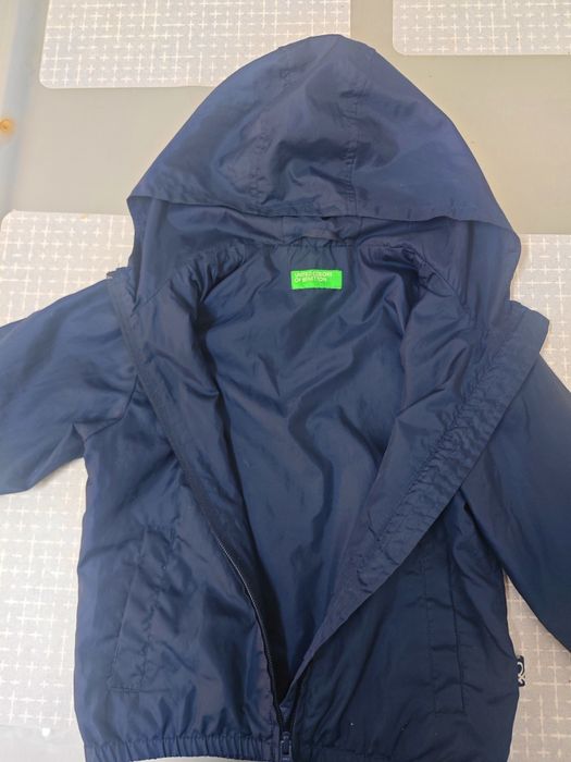 Impermeável azul escuro Benetton 3/4 anos 100 cm