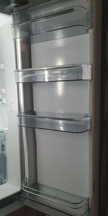 Холодильник VESTFROST двокомпресорний трикамерний